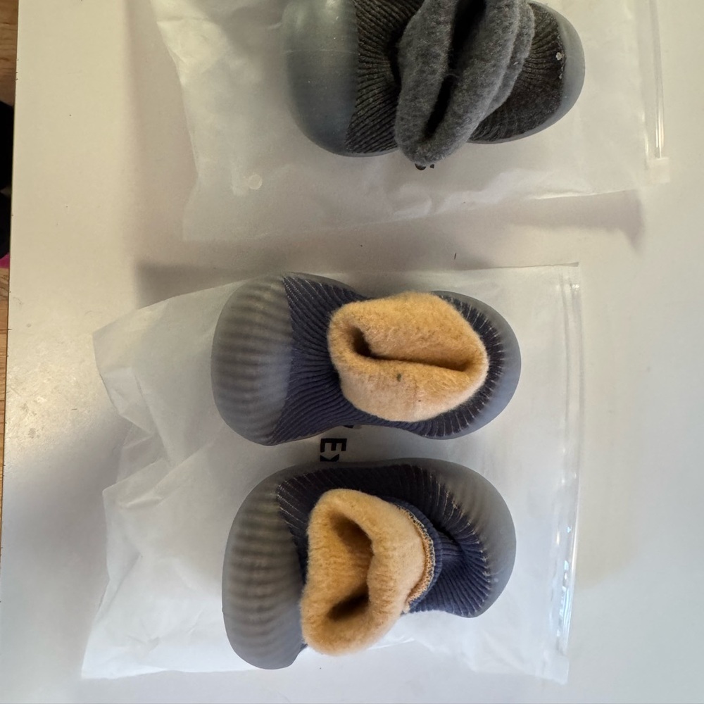 Tiny Explorings 18-24 month “winter edition”- 2 pair